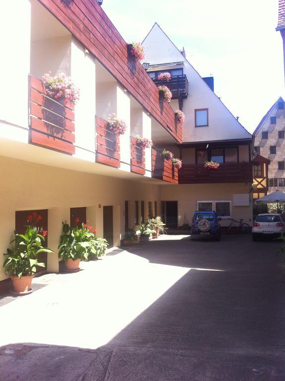 Hotel Gasthof Krone ชแปล็ต ห้อง รูปภาพ